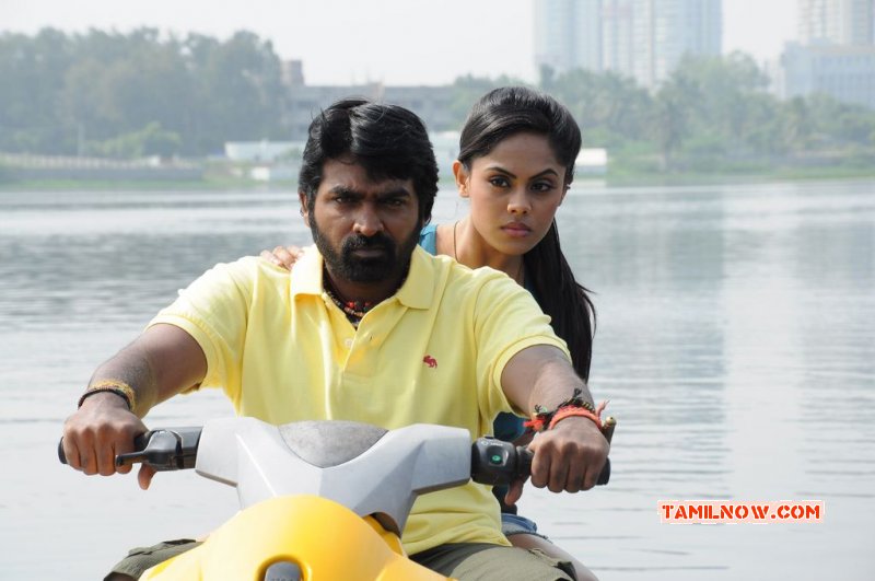 Vijay Sethupathy Karthika Purampokku Engira Podhuvudamai Image 703