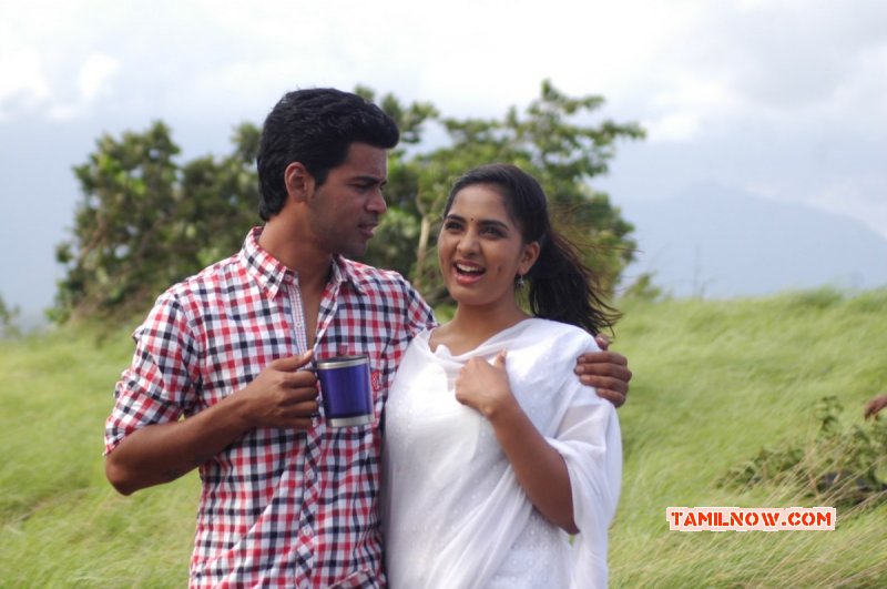 Tamil Movie Puriyatha Anantham Puthithaga Aarambam Jun 2015 Pics 7528