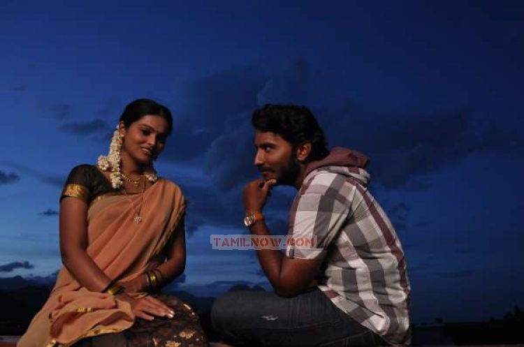 Tamil Movie Puthumukhangal Thevai 702