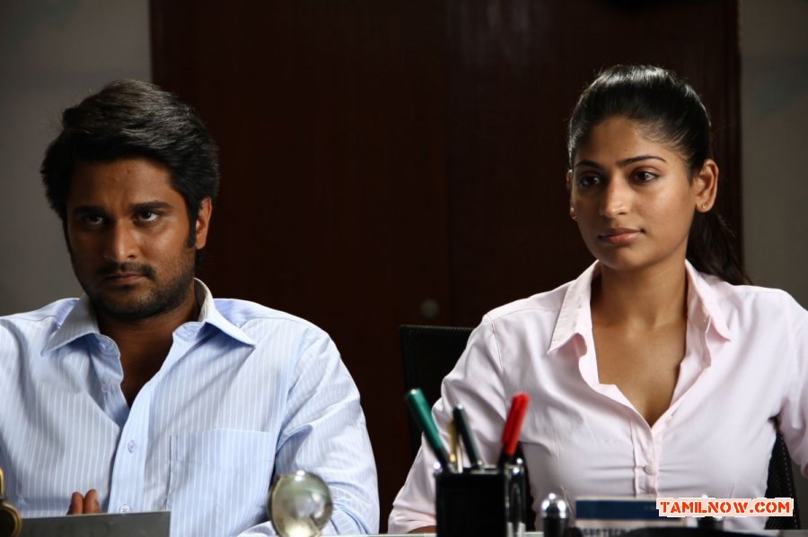 Movie Rendavathu Padam 9872