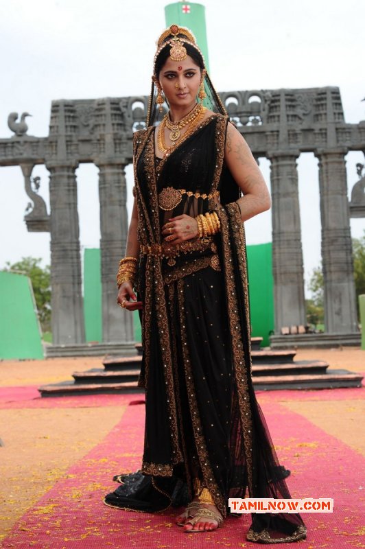 Movie Album Anushka In Rudhramadevi 262