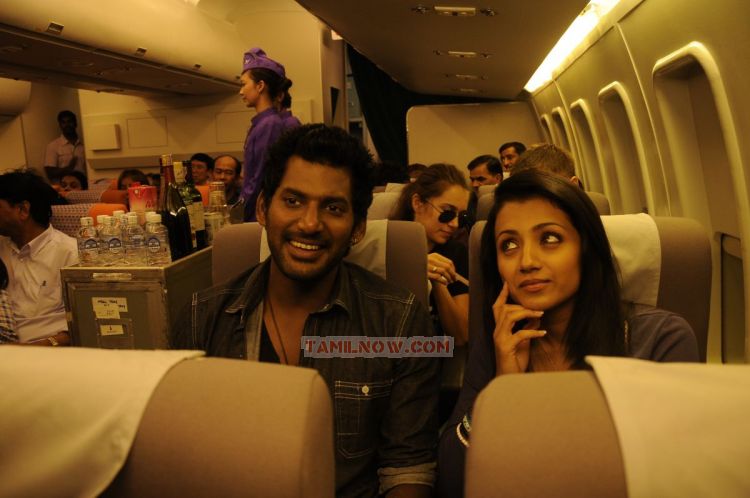 Vishal And Trisha 307