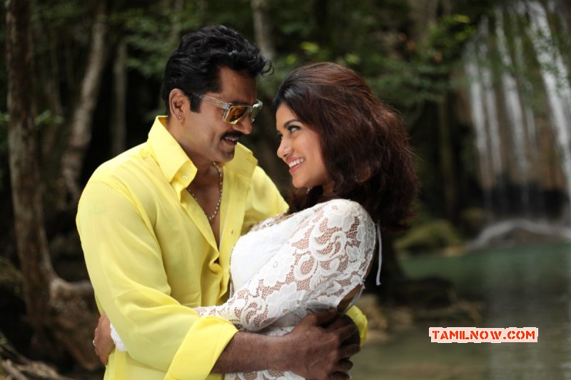 2014 Wallpapers Sandamarutham Tamil Movie 7593