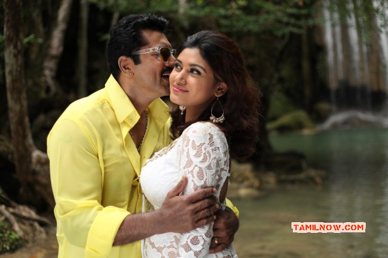 Sarath Kumar And Oviya In Sandamrutham Still 142