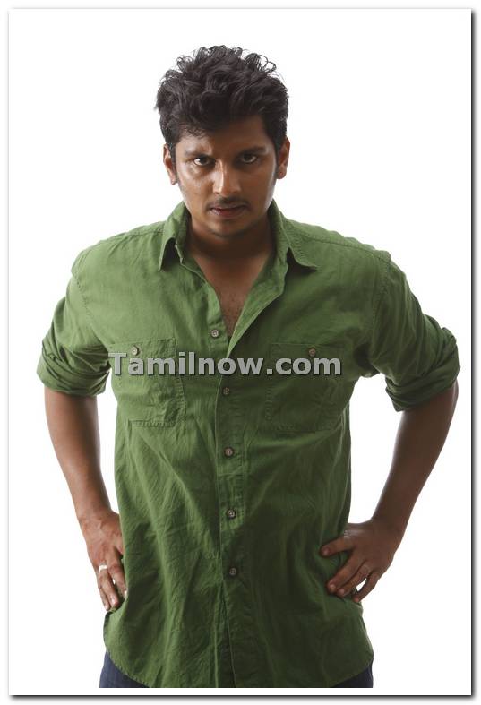 Actor Jeeva Stills 10