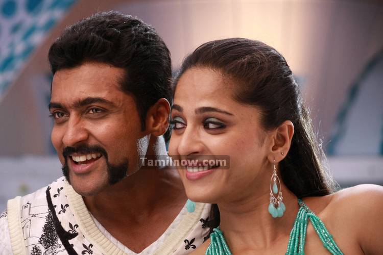 Surya Anushka Photo 3