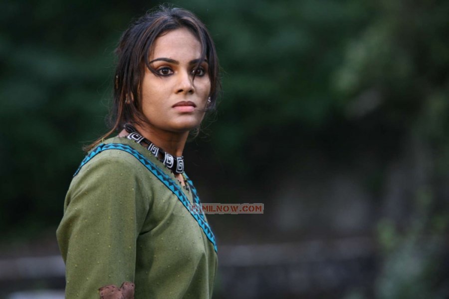 Lakshmi Priya In Sutta Kathai 976