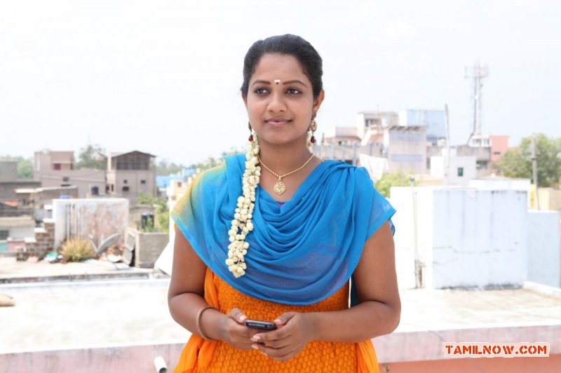 Kalai Anamika Tamilselvanum Kailaiselviyum Photo 69