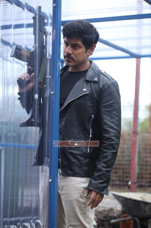 Movie Thaandavam 4770