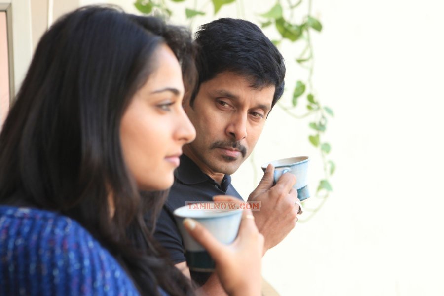 Tamil Movie Thaandavam Photos 9888