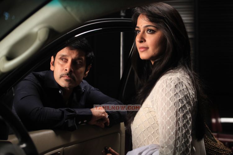 Vikram And Anushka In Thaandavam 227