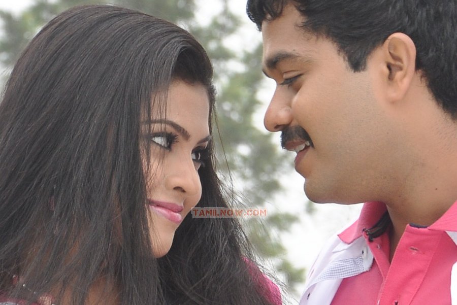 Tamil Movie Uyirukku Uyiraga Stills 9177