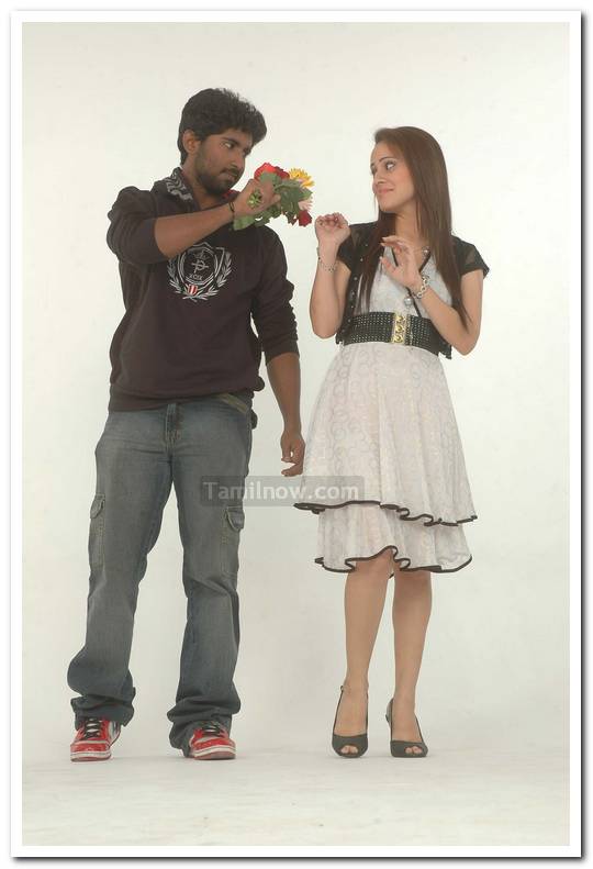 Vada Chellam Film Still 4