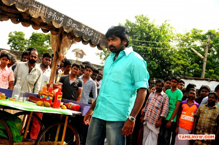 Vijay Sethupathy Vanmam Still 474