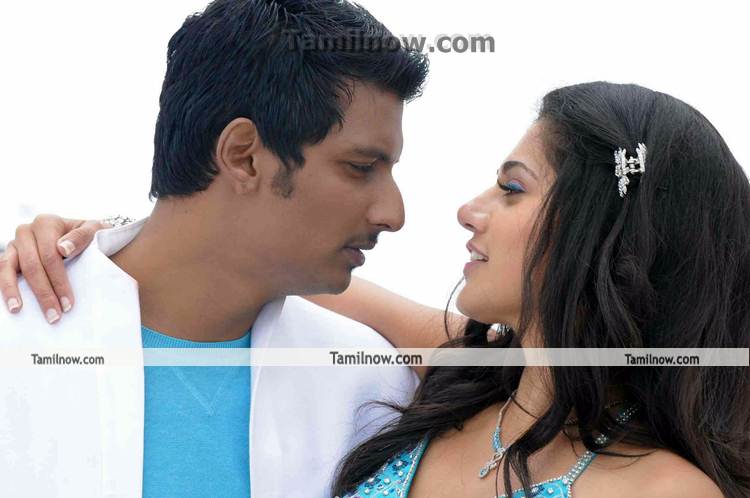 Vandhaan Ventraan Movie Still 5