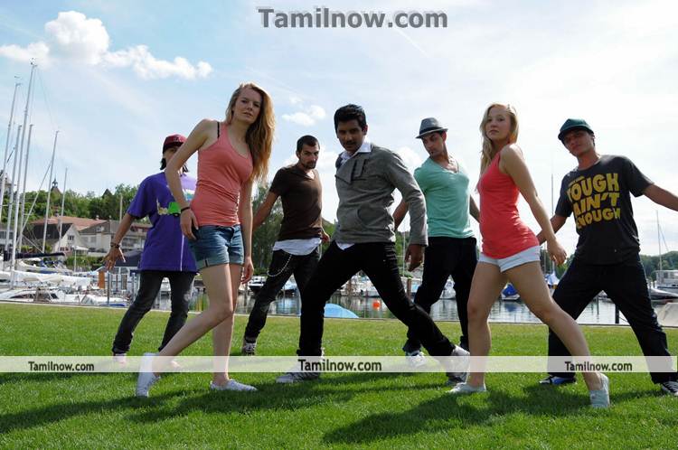 Vanthan Ventraan Song Still