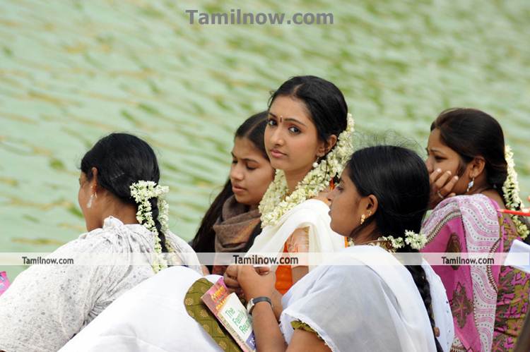 Uthra Unni In Vavval Pasanga 12