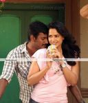 Vishal And Sameera Reddy Hot Pic In Vedi 1