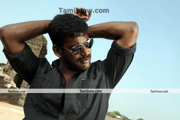 Vishal In Vedi Movie Pic1