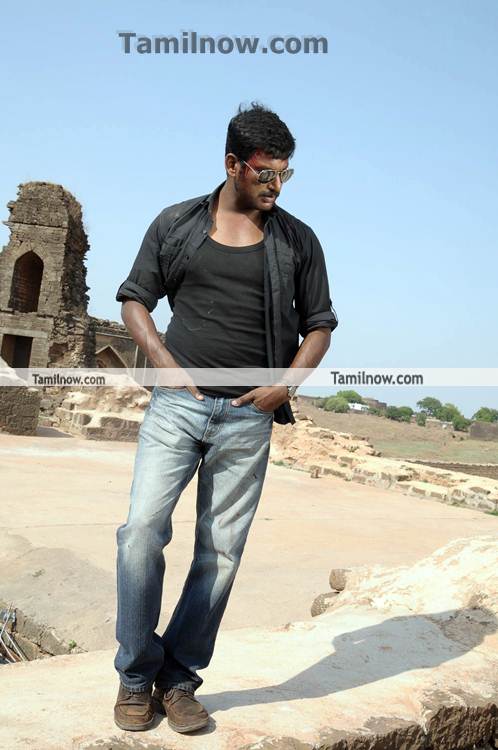 Vishal In Vedi Movie Pic2