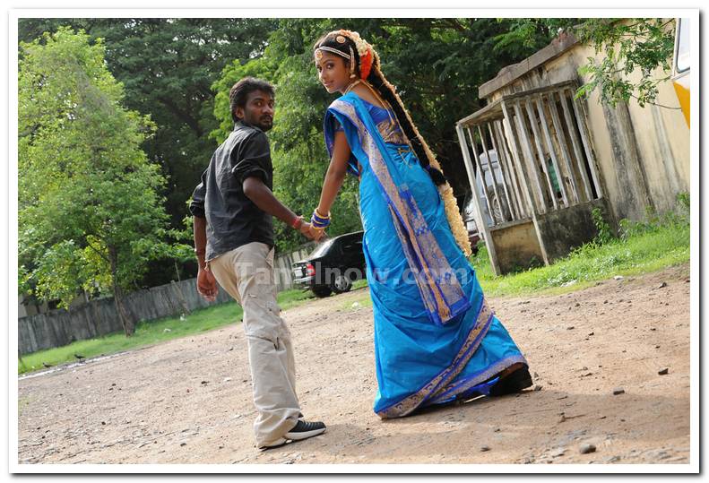 Veera Samar And Amala Still 7