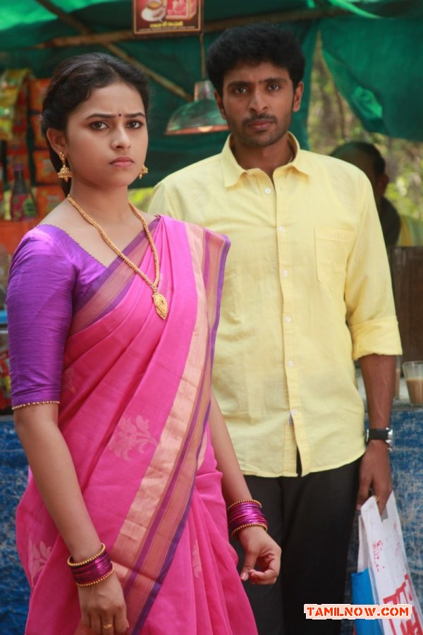 Actress Sri Divya And Actor Vikram Prabhu 830