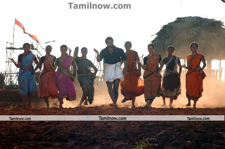 Vellore Mavattam Movie Pic 3