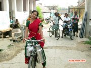 2014 Images Movie Vendru Varuvan 1230