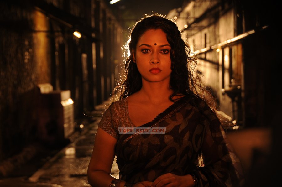 Pooja Umashankar In Vidiyum Mun 338