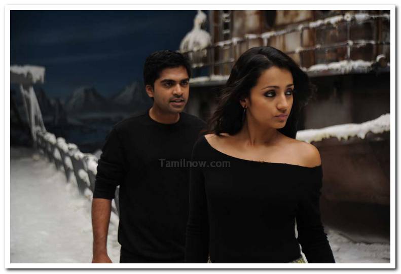 trisha-and-simbu-3.jpg