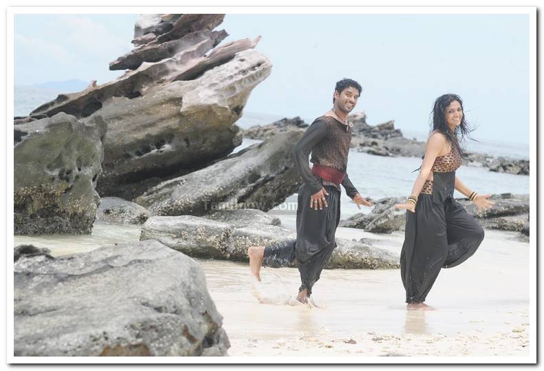 Yathumagi Film Stills 15