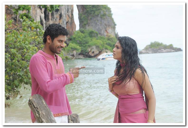 Yathumagi Film Stills 9