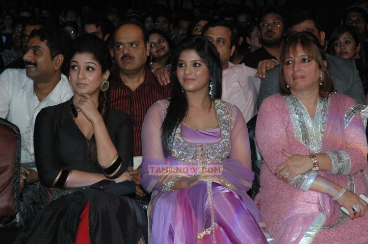 Nayantara Anjali At 59th South Indian Filmfare Awards 263