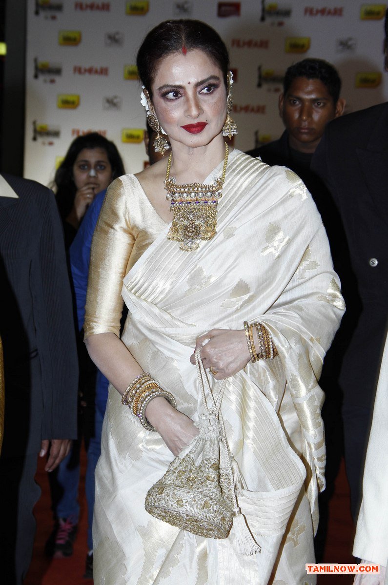 Actress Rekha At 61st Idea Filmfare South Awards 2013 266