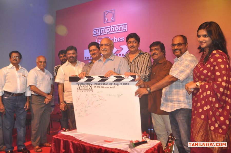 Action Studios Launch 7503