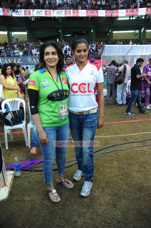 Lissy Priyadarshan And Priyamani 228