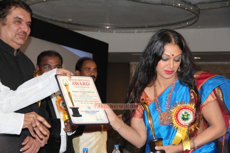 Shobhana At Aiac Awards 545