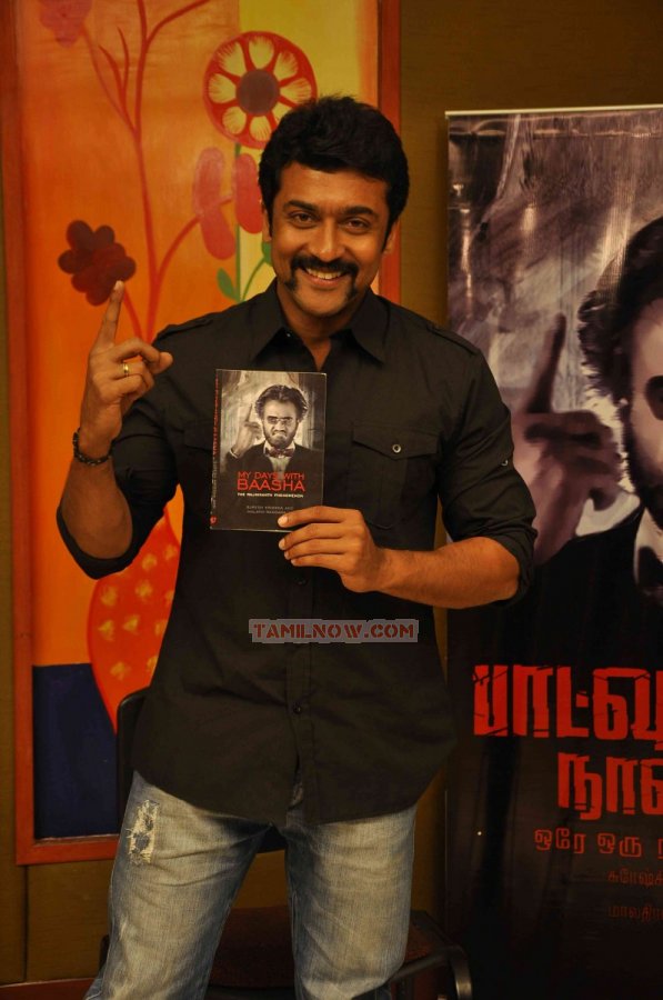 Actor Surya 452