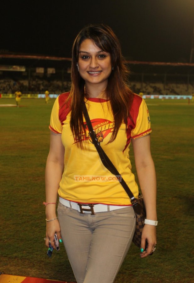 Sonia Agarwal Ccl 3 423