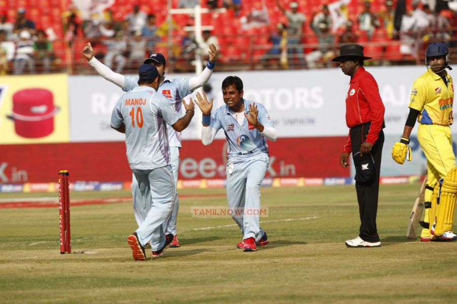 Ccl Chennai Rhinos Vs Bhojpuri Dabangs Photos 4373