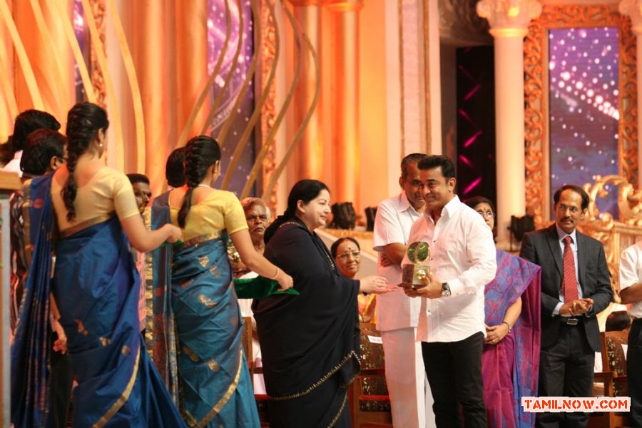 Cm Jayalalitha And Kamalhaasan At 100 Years Of Indian Cinema 39