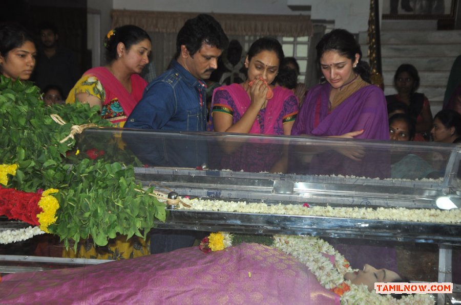 Cheran With Sreedevi And Preetha 461