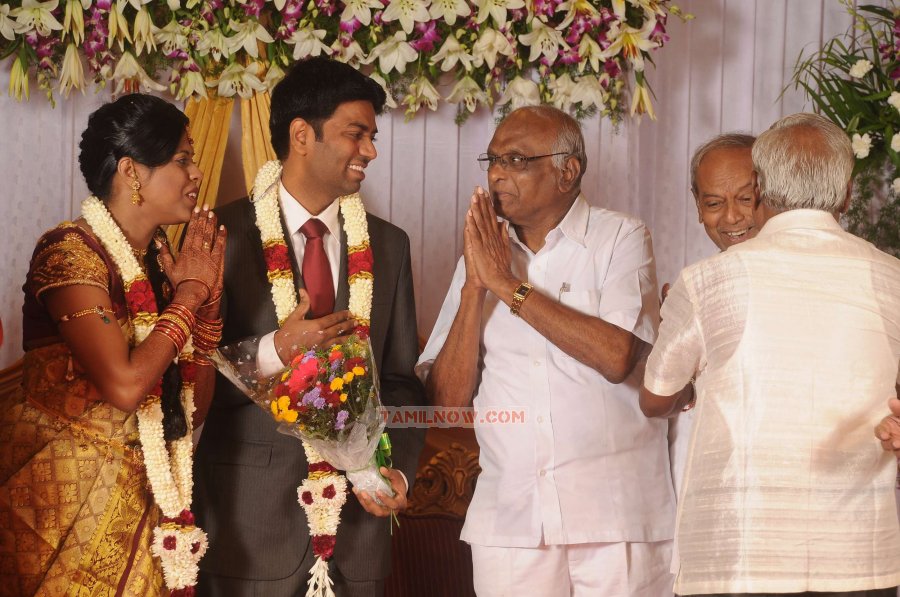 Chozha Ponnurangam Daughter Wedding Reception 1036