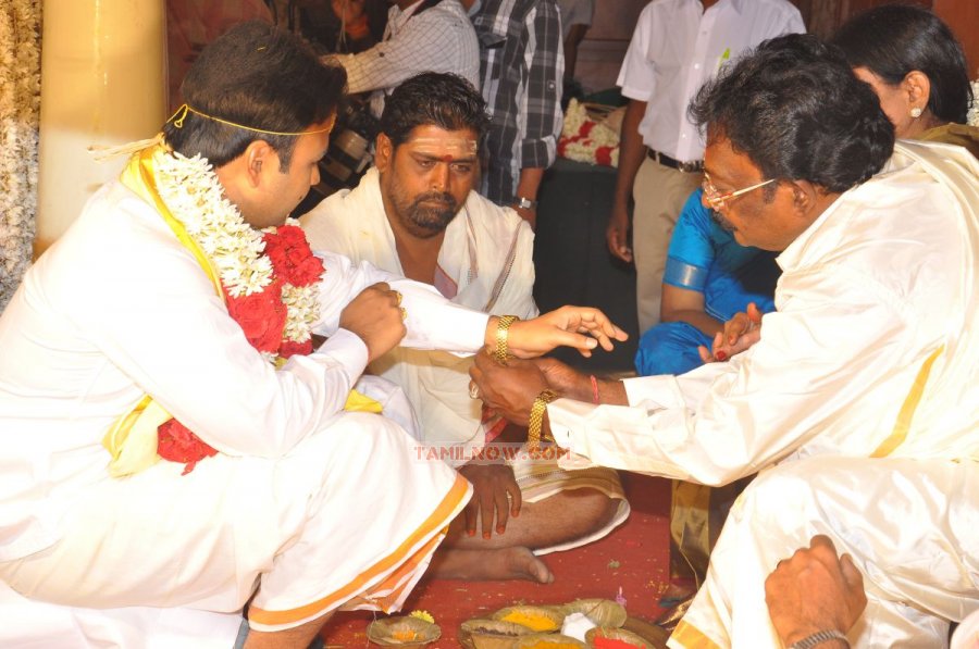 Director Jothikrishna Aishwarya Wedding Stills 7069