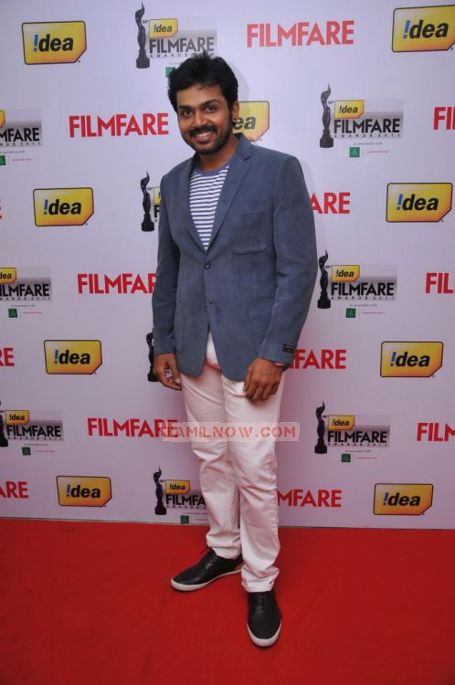 Karthi At Filmfare Awards 2012 141