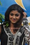 Oviya Helen 615