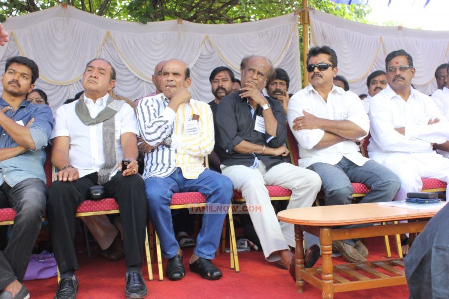 Kollywood Stars Fasting Against Tax Stills 1612