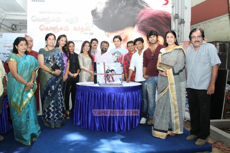 Konjam Koffee Konjam Kadhal Audio Launch 235