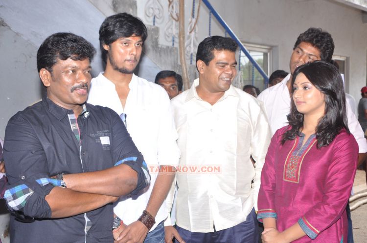 Manathil Oru Maatram Movie Launch 60