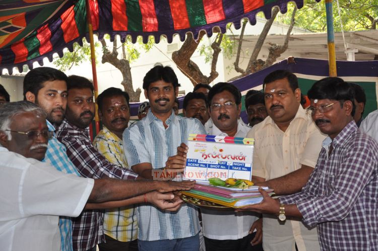 Naan Nallavan Movie Launch 2376